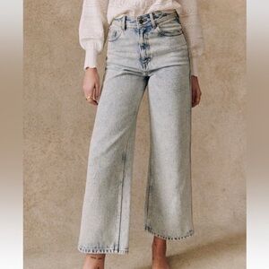 Sezane Le-Crop Light Wash Straight-Leg Jeans Size 6